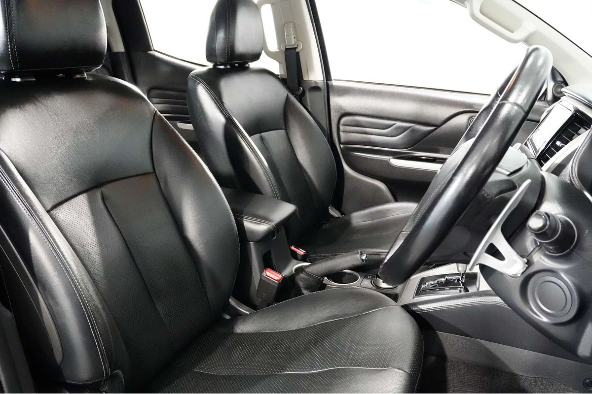 2022 Mitsubishi Triton GSR MR 4X4