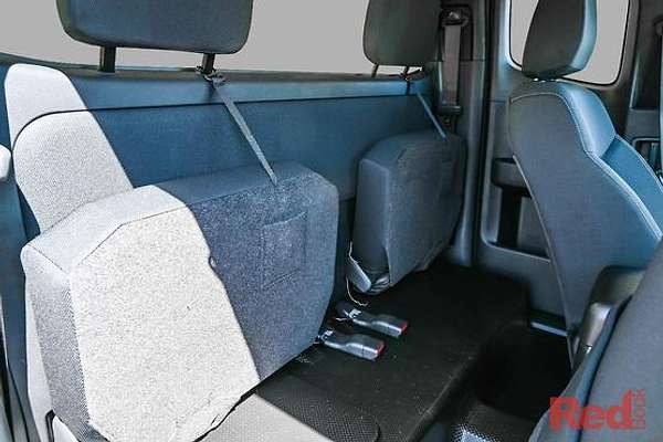 2026 Mitsubishi Triton GLX+ MV 4X4 thumb-4