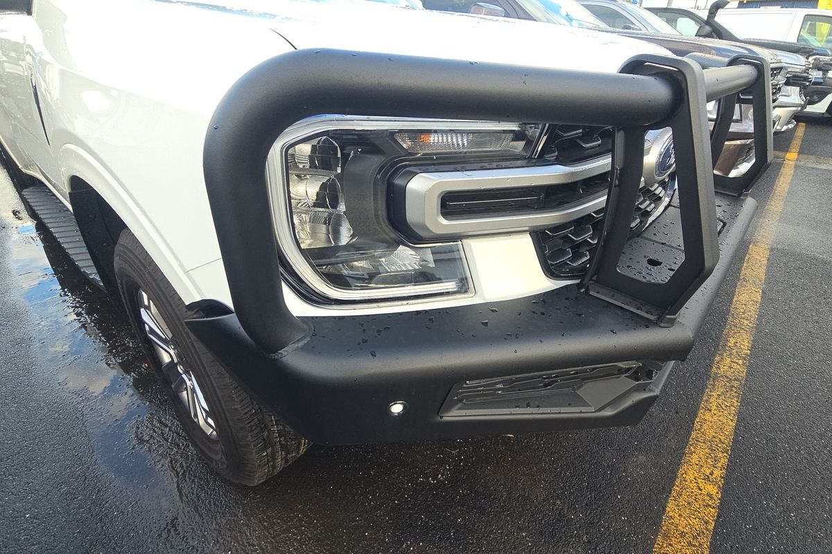 2025 Ford Everest Ambiente 2.0L