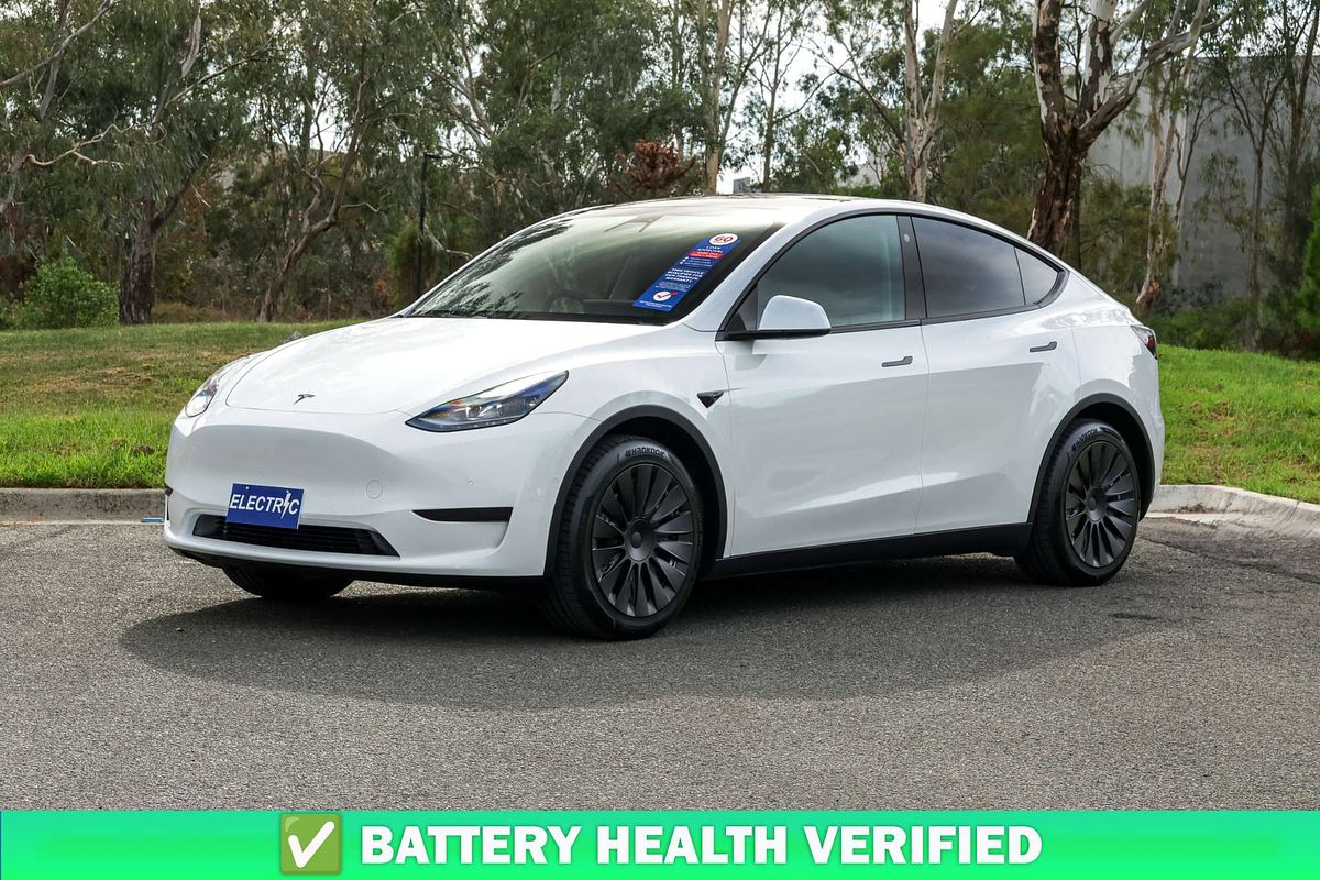 2023 Tesla Model Y Rear-Wheel Drive