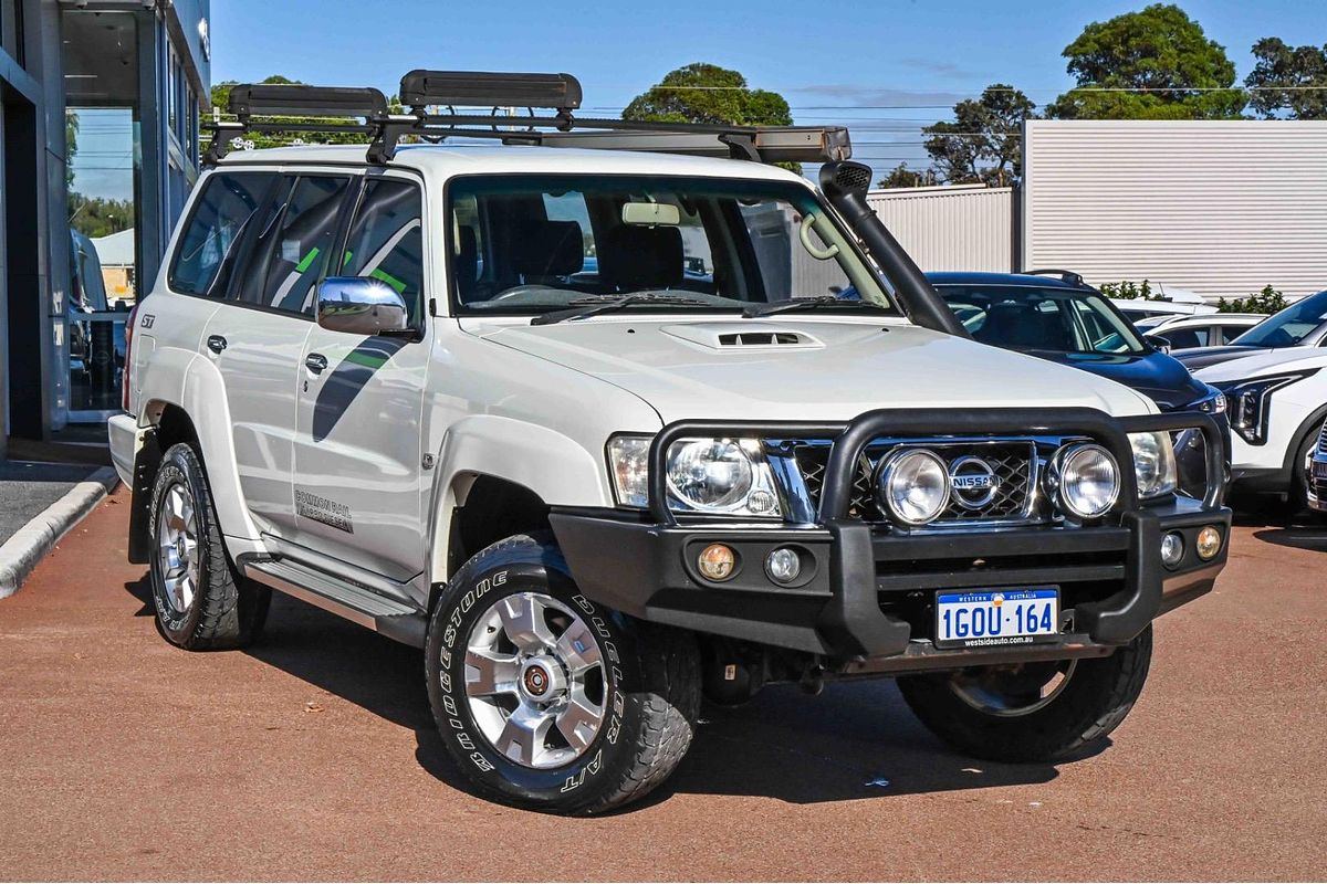 2013 Nissan Patrol ST Y61