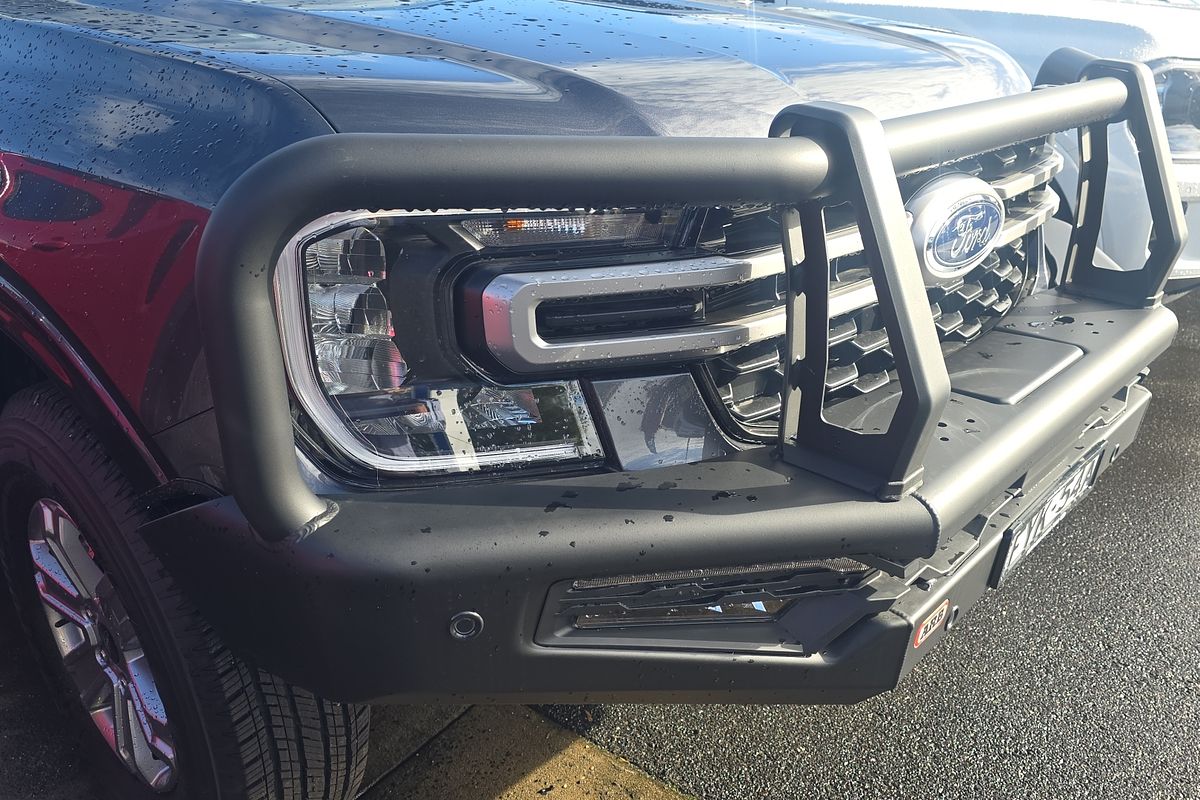 2025 Ford Everest Ambiente 2.0L