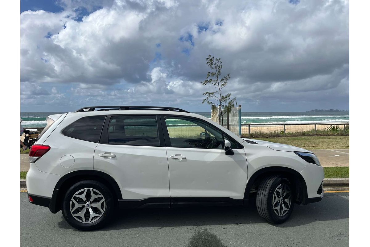 2021 Subaru Forester 2.5i S5