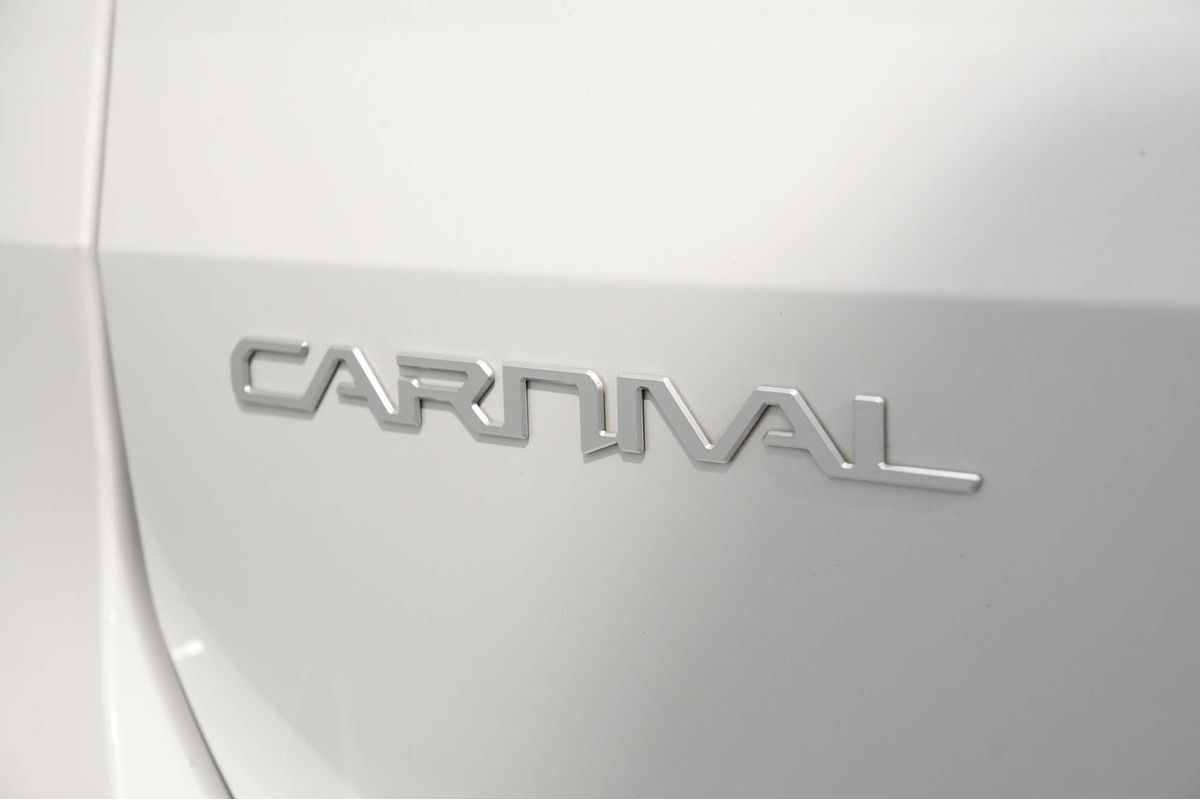 2024 Kia Carnival S KA4