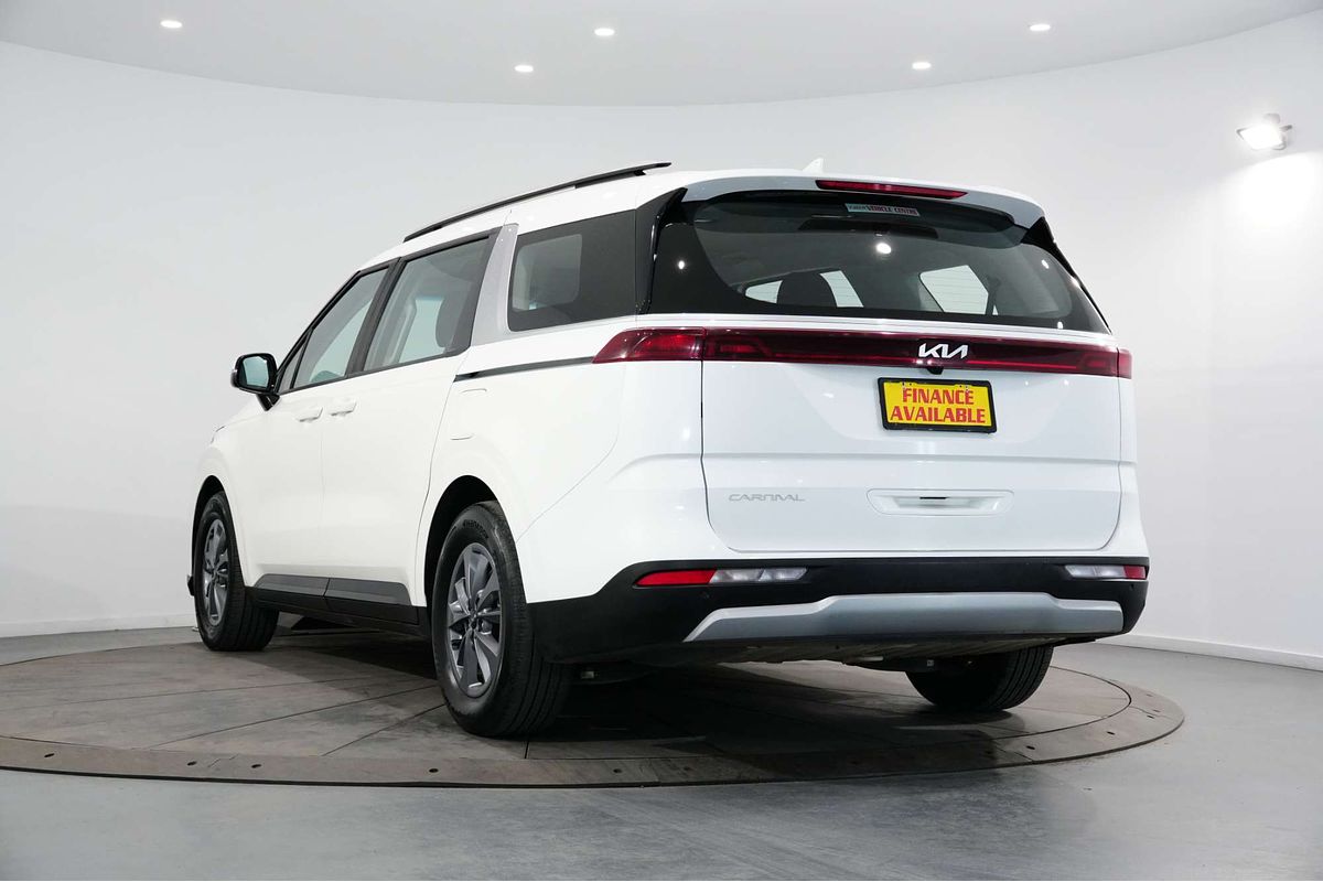 2024 Kia Carnival S KA4