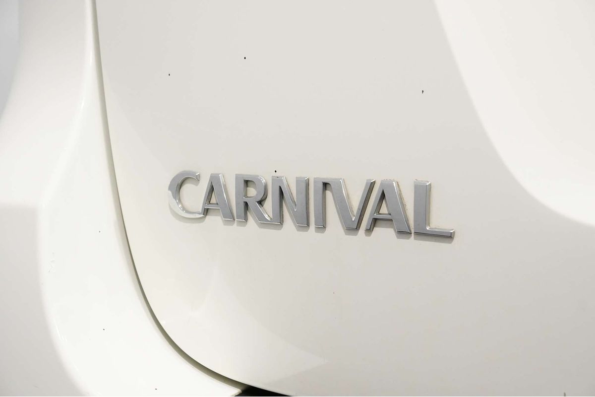2016 Kia Carnival S YP