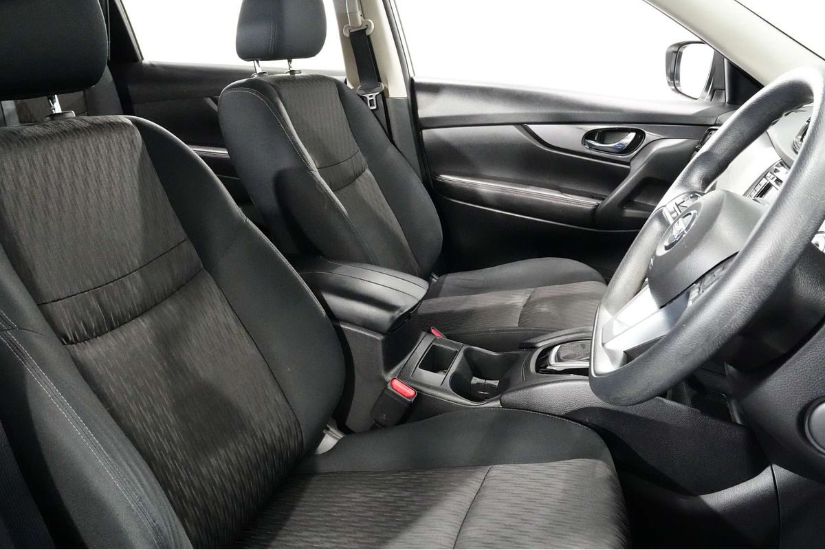 2021 Nissan X-TRAIL ST T32