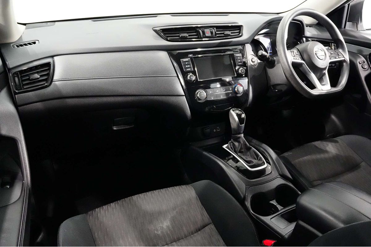 2021 Nissan X-TRAIL ST T32