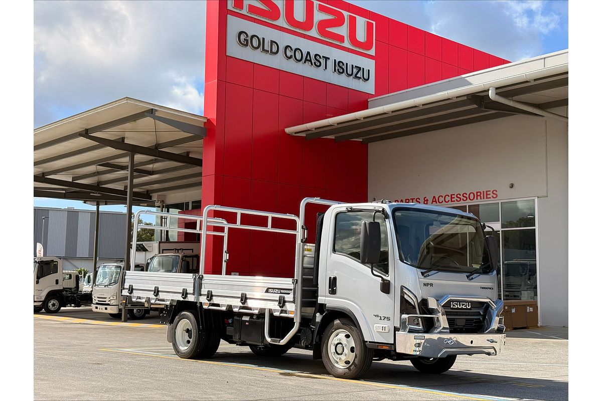 2026 Isuzu NPR 45/65-175 TRADEPACK
