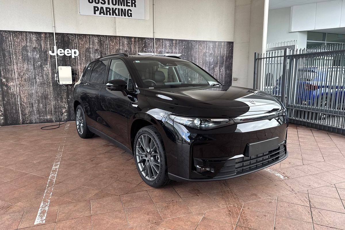 2025 Leapmotor C10 REEV Ultra Hybrid Design B11