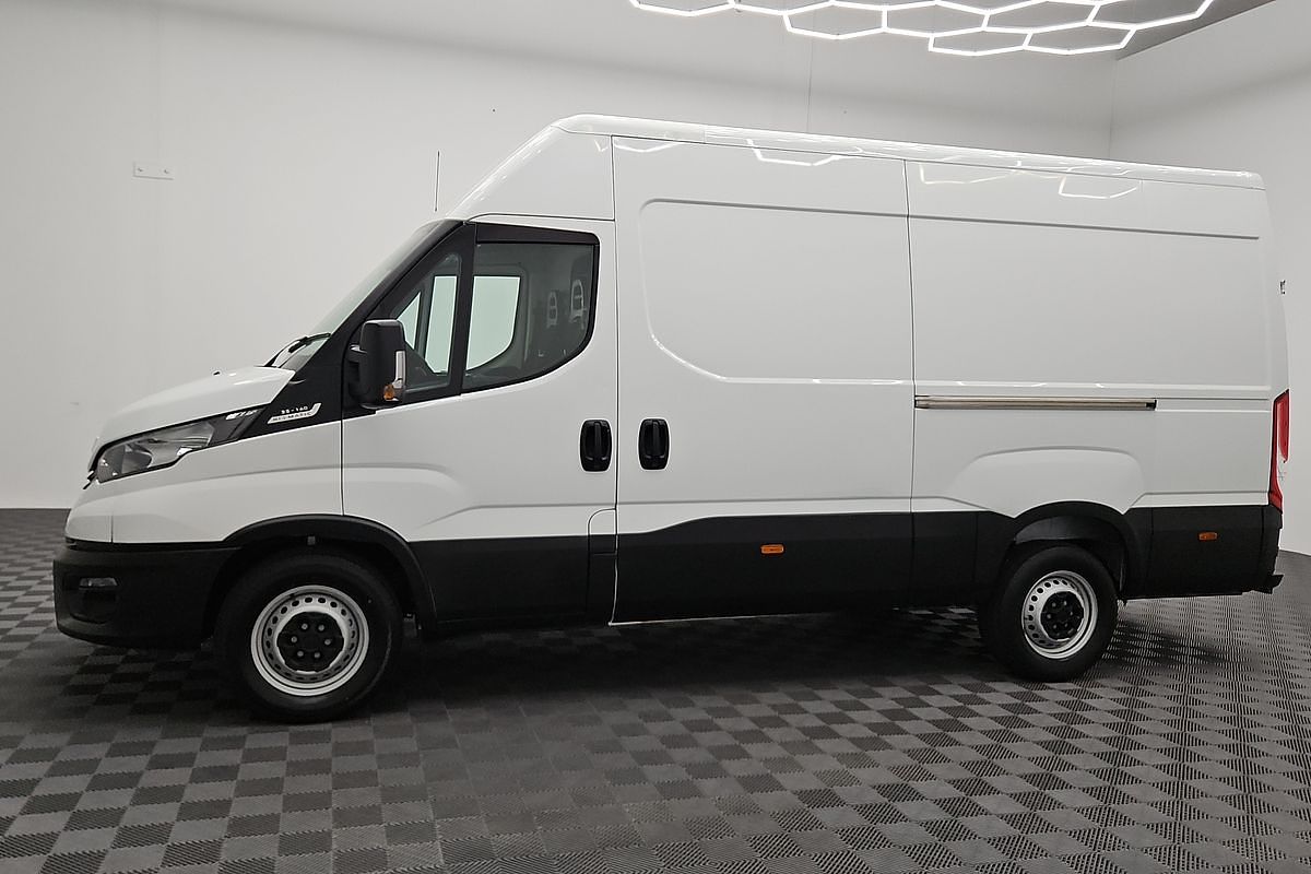 2022 IVECO Daily 35S14V