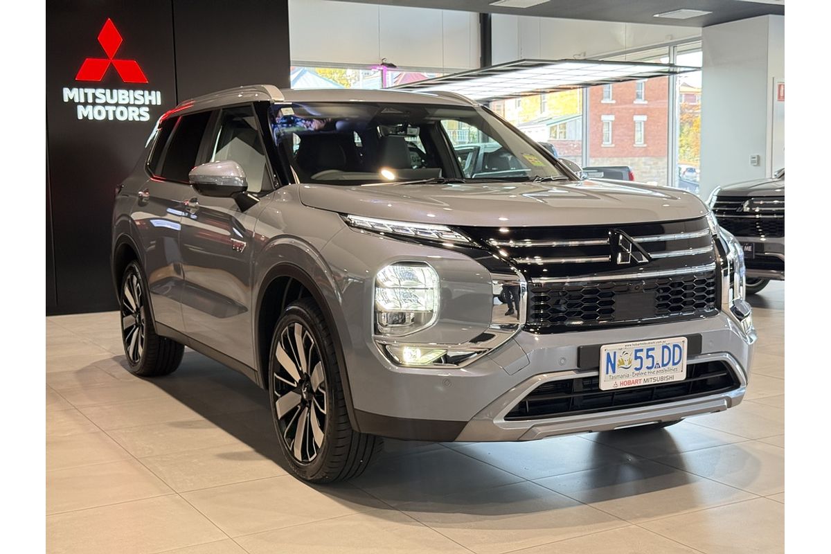 2025 Mitsubishi Outlander PHEV Aspire ZM