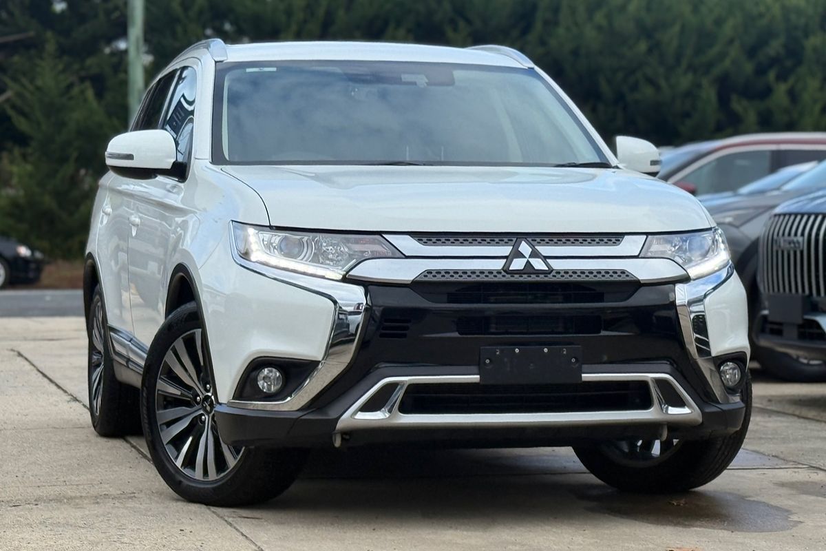 2020 Mitsubishi Outlander LS ZL