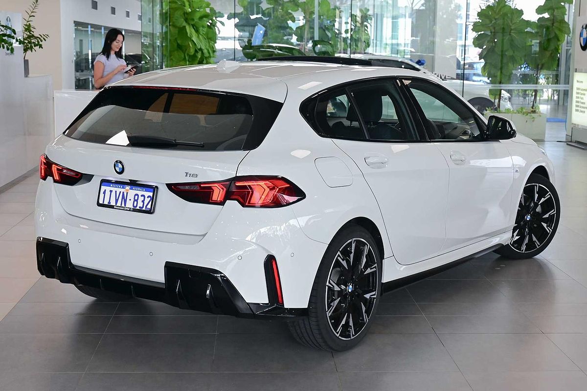 2025 BMW 1 Series 118 M Sport F70