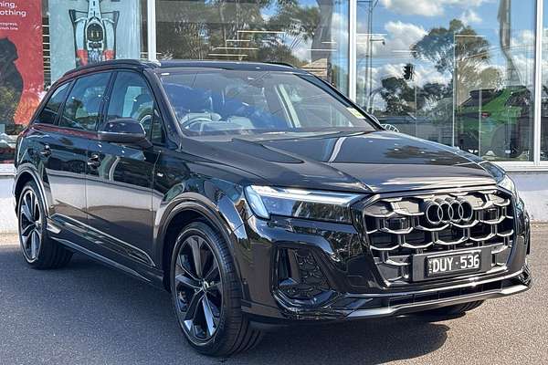 2025 Audi Q7 TFSI 185kW S line edition 4M