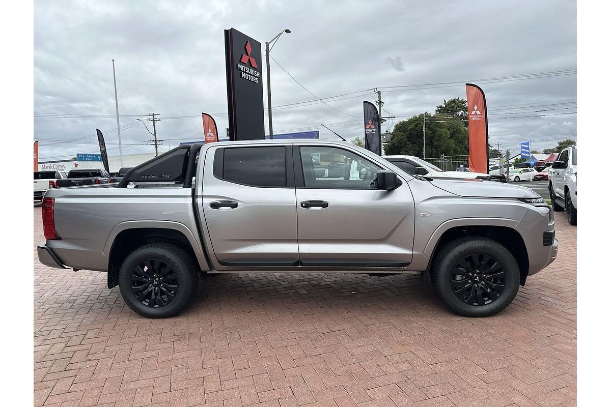 2025 Mitsubishi Triton GLX-R MV 4X4