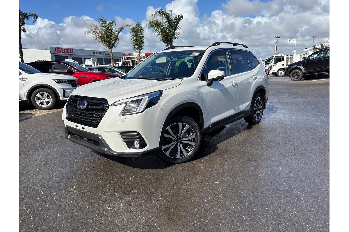 2022 Subaru Forester 2.5i Premium S5