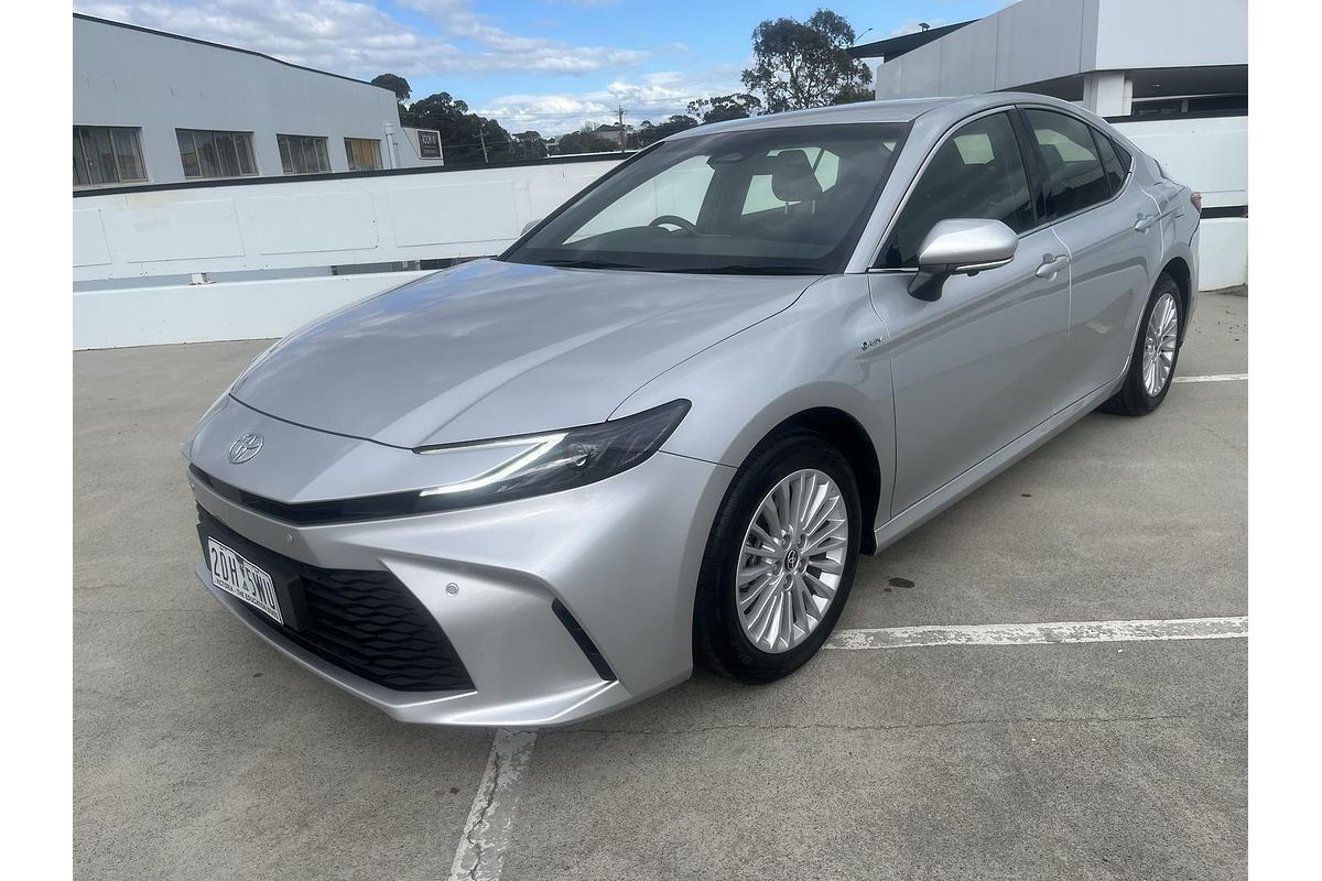 2025 Toyota Camry Ascent AXVH80R