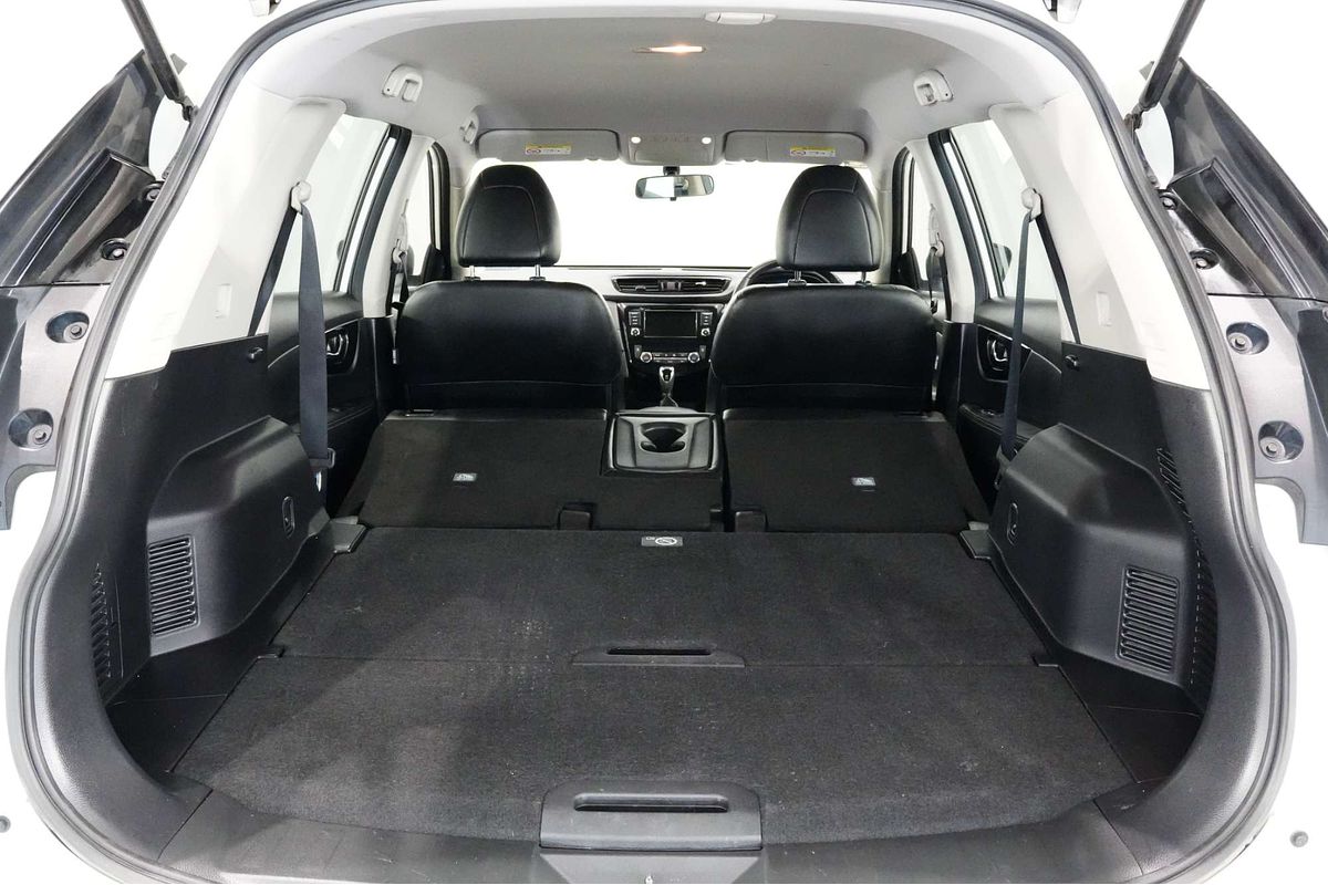 2022 Nissan X-TRAIL ST-L T32