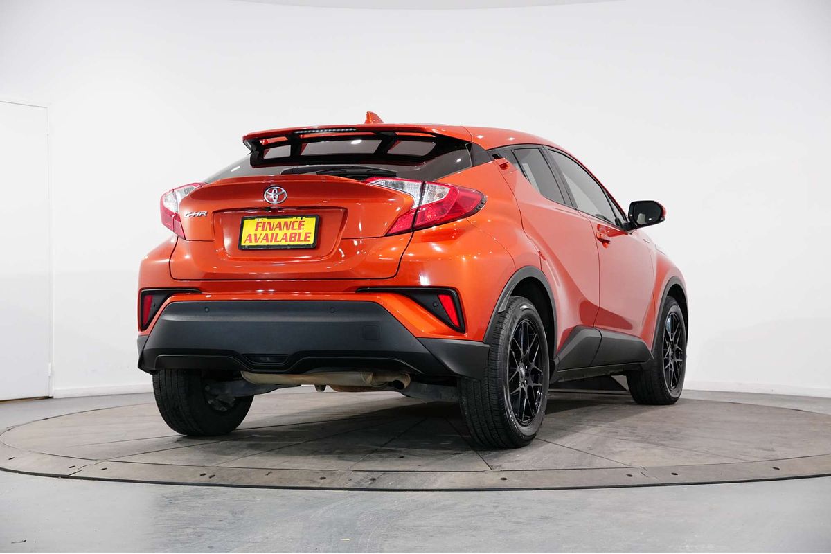 2020 Toyota C-HR GXL NGX10R