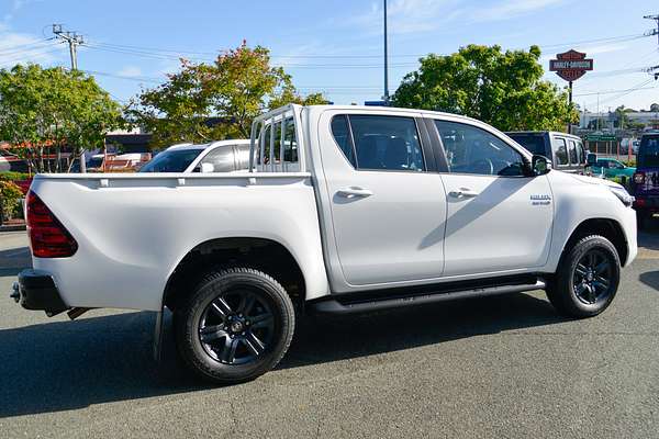 2024 Toyota Hilux SR GUN126R 4X4 thumb-5
