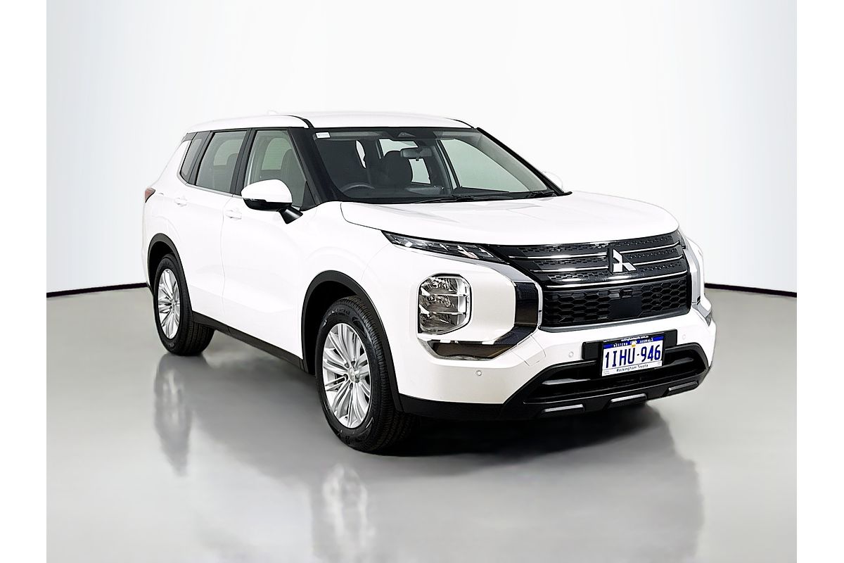 2024 Mitsubishi Outlander ES ZM