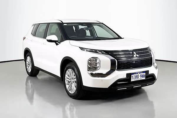 2024 Mitsubishi Outlander ES ZM