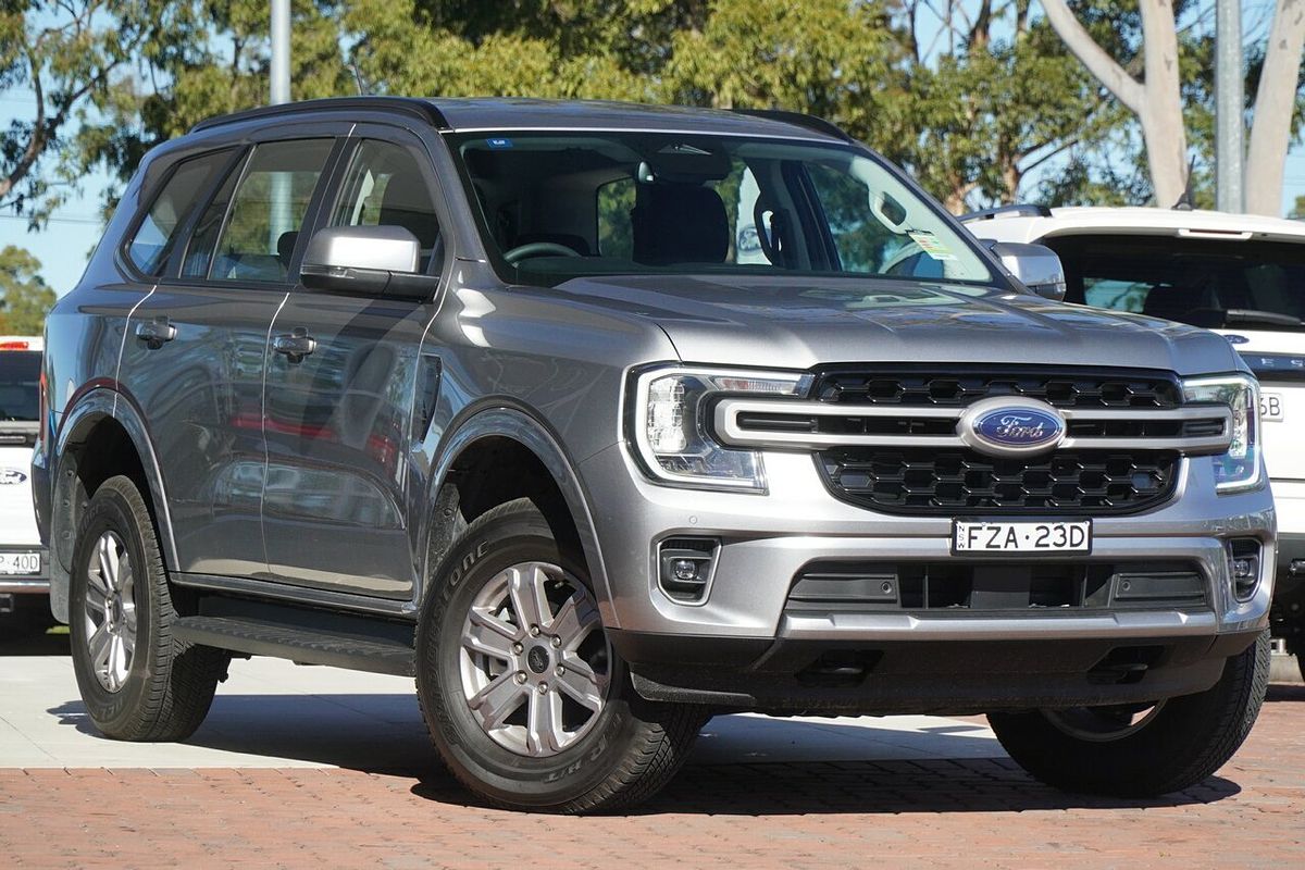 2025 Ford Everest Ambiente 2.0L