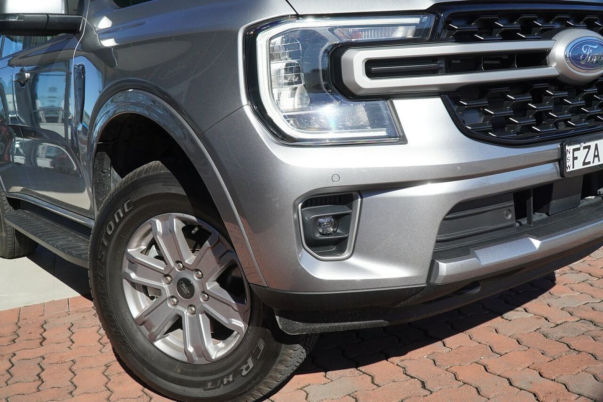 2025 Ford Everest Ambiente 2.0L