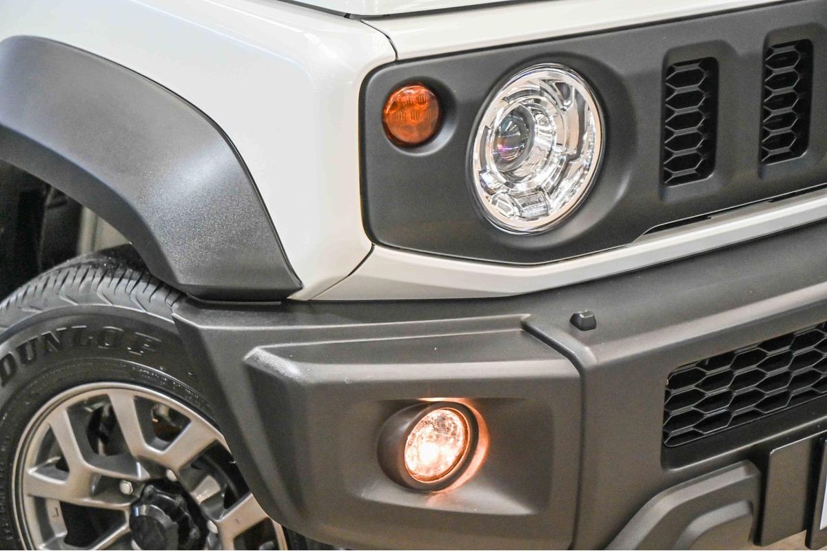 2023 Suzuki Jimny GLX GJ