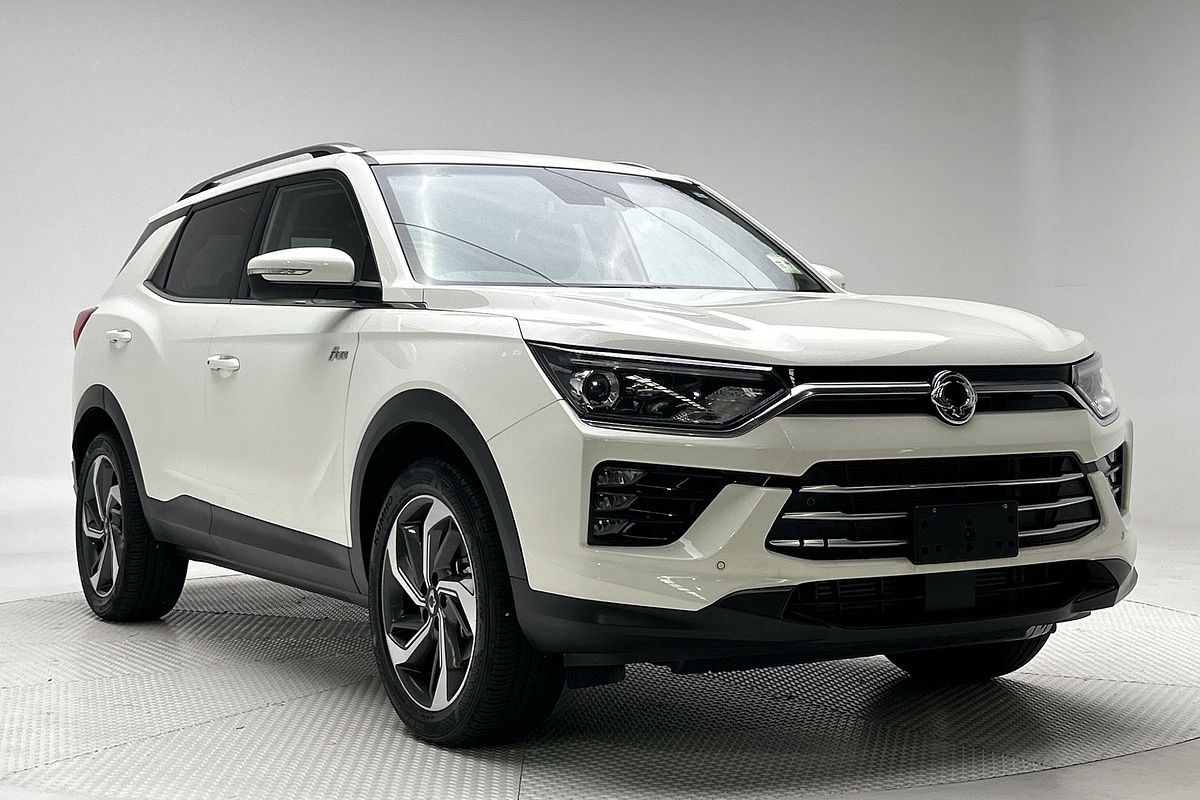 2023 KGM Korando Ultimate C300
