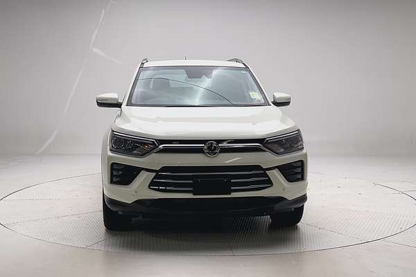 2023 KGM Korando Ultimate C300 thumb-2