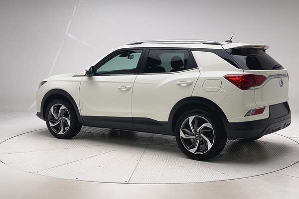 2023 KGM Korando Ultimate C300 thumb-5