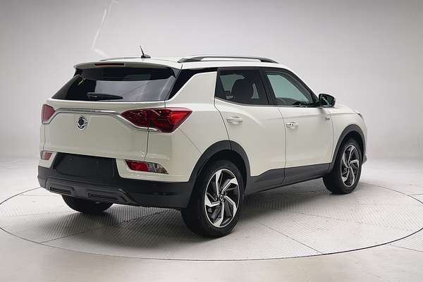 2023 KGM Korando Ultimate C300 thumb-7