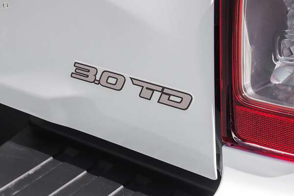 2026 Isuzu D-MAX SX High Ride Rear Wheel Drive thumb-5