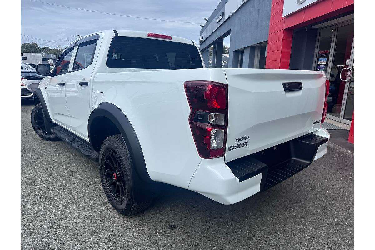 2025 Isuzu D-MAX SX High Ride Rear Wheel Drive