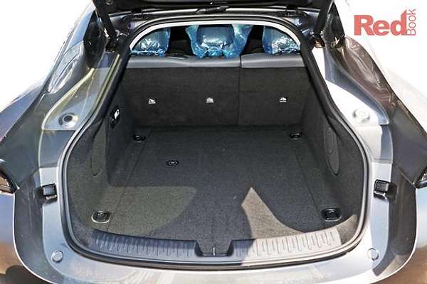 2026 MG IM5 Premium P12L thumb-8