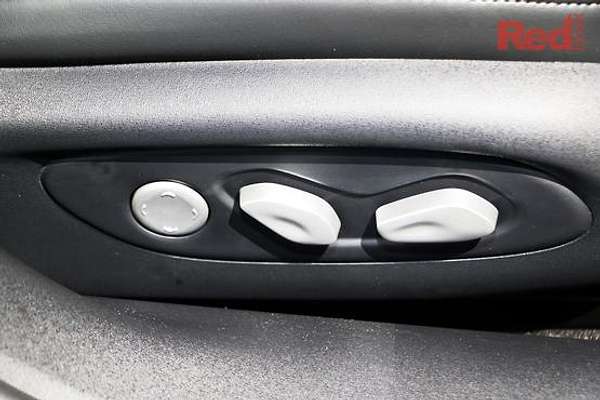 2026 MG IM5 Premium P12L thumb-11