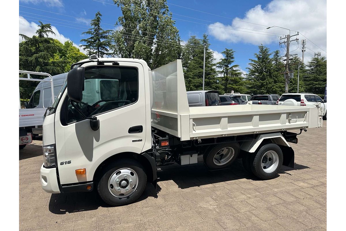 2025 Hino 300 Series 616