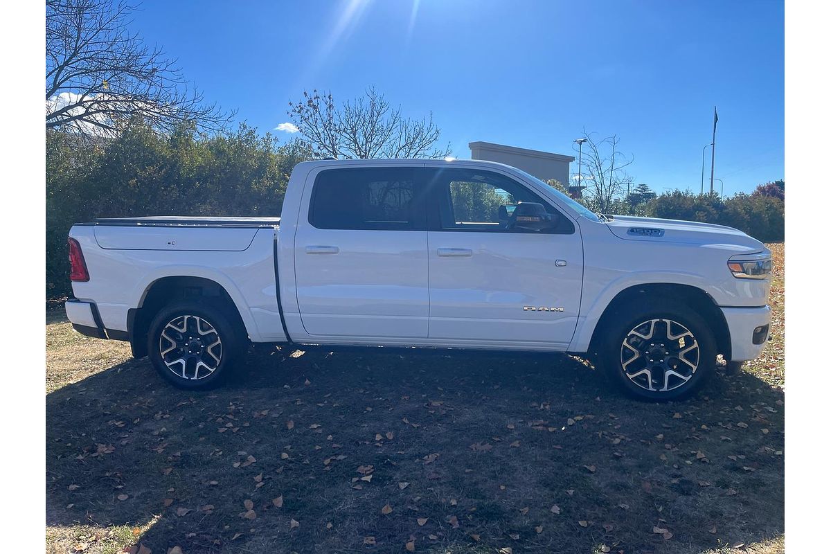 2026 RAM 1500 Laramie Sport Hurricane SO RamBox DT 4X4 SWB