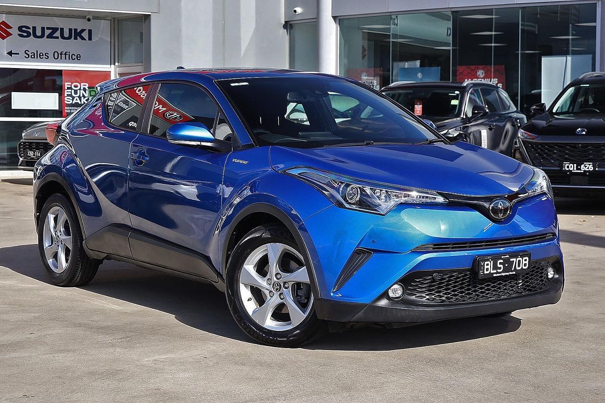 2017 Toyota C-HR NGX10R