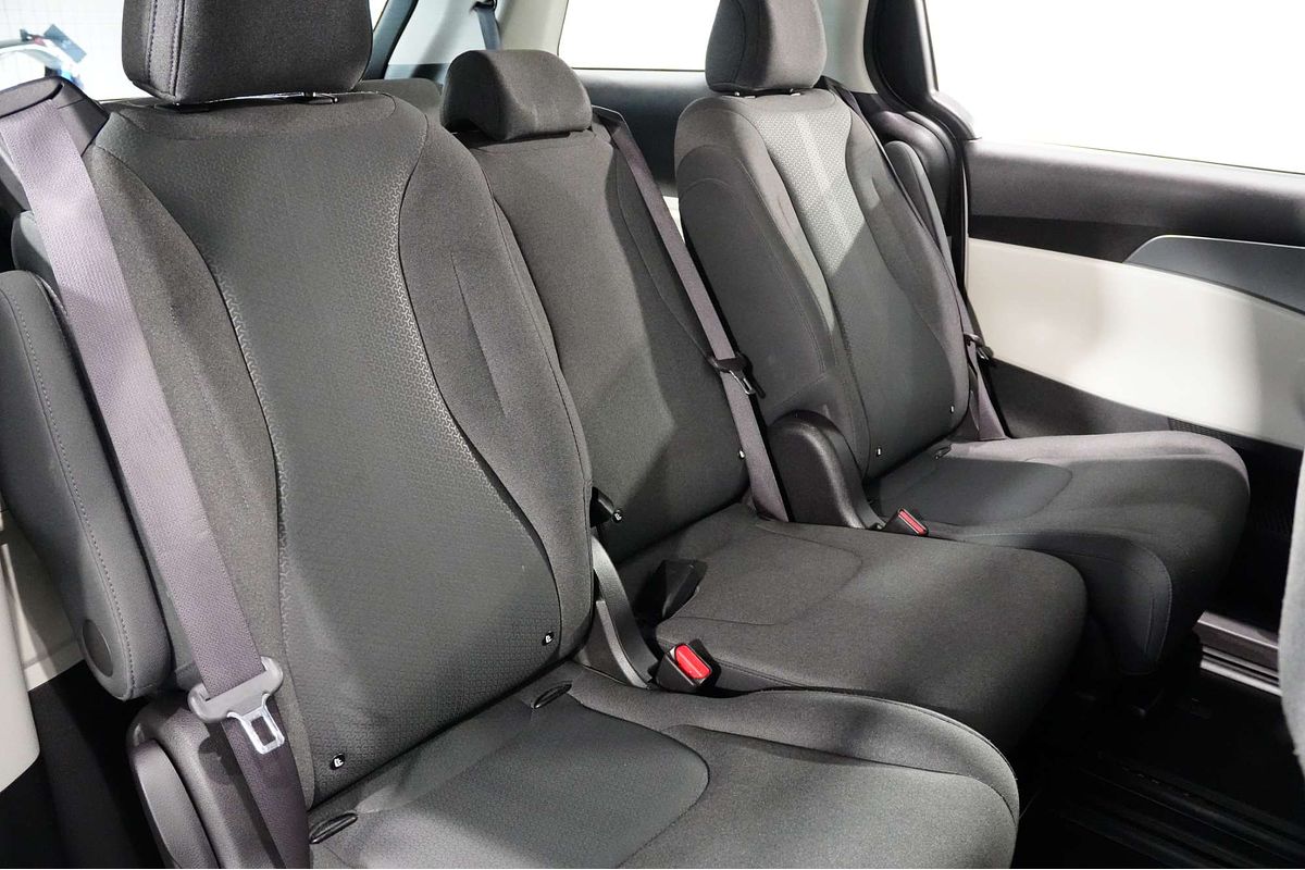 2022 Kia Carnival S KA4