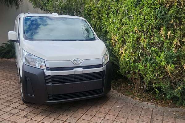 2024 Toyota Hiace  GDH300R LWB