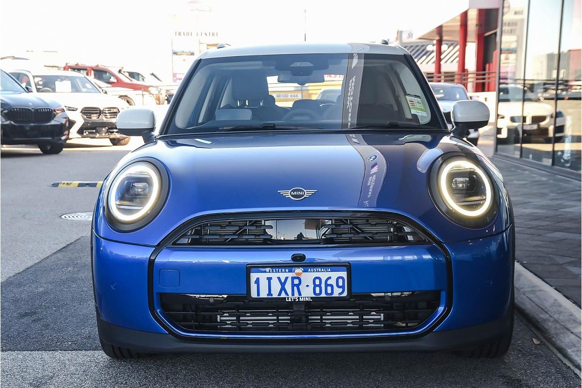 2026 MINI 5 Door Hatch