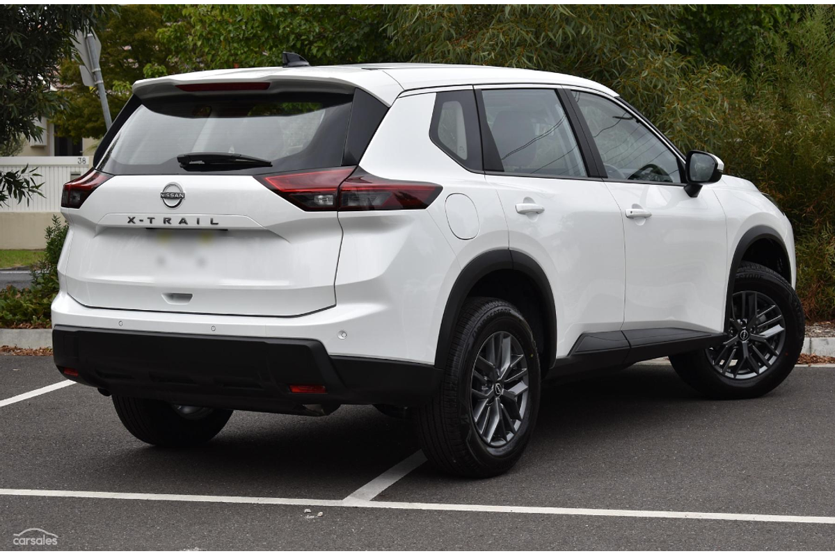 2026 Nissan X-TRAIL ST T33