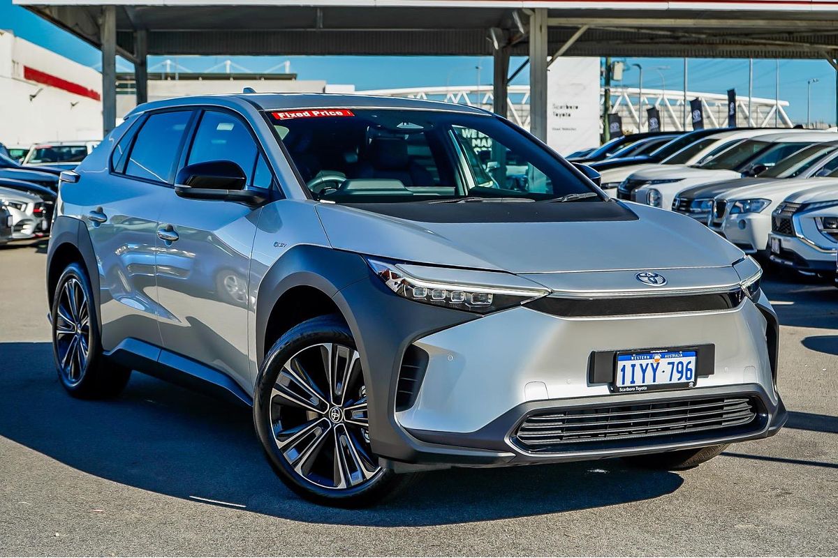 2024 Toyota bZ4X XEAM10R