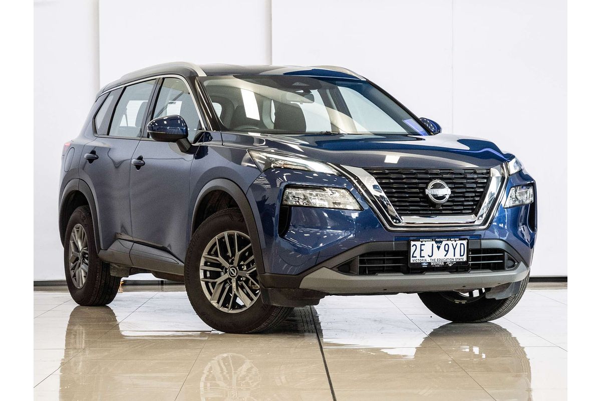 2025 Nissan X-TRAIL ST T33