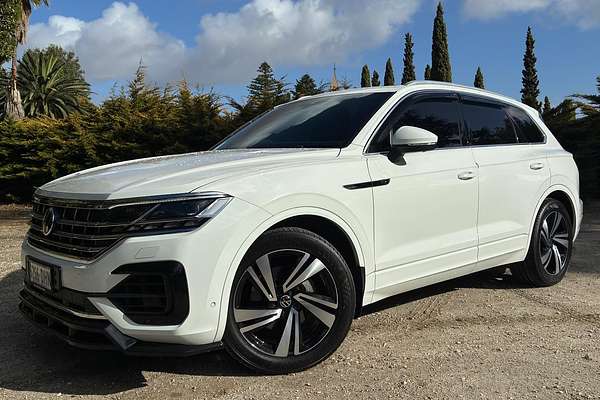 2022 Volkswagen Touareg 210TDI R-Line CR