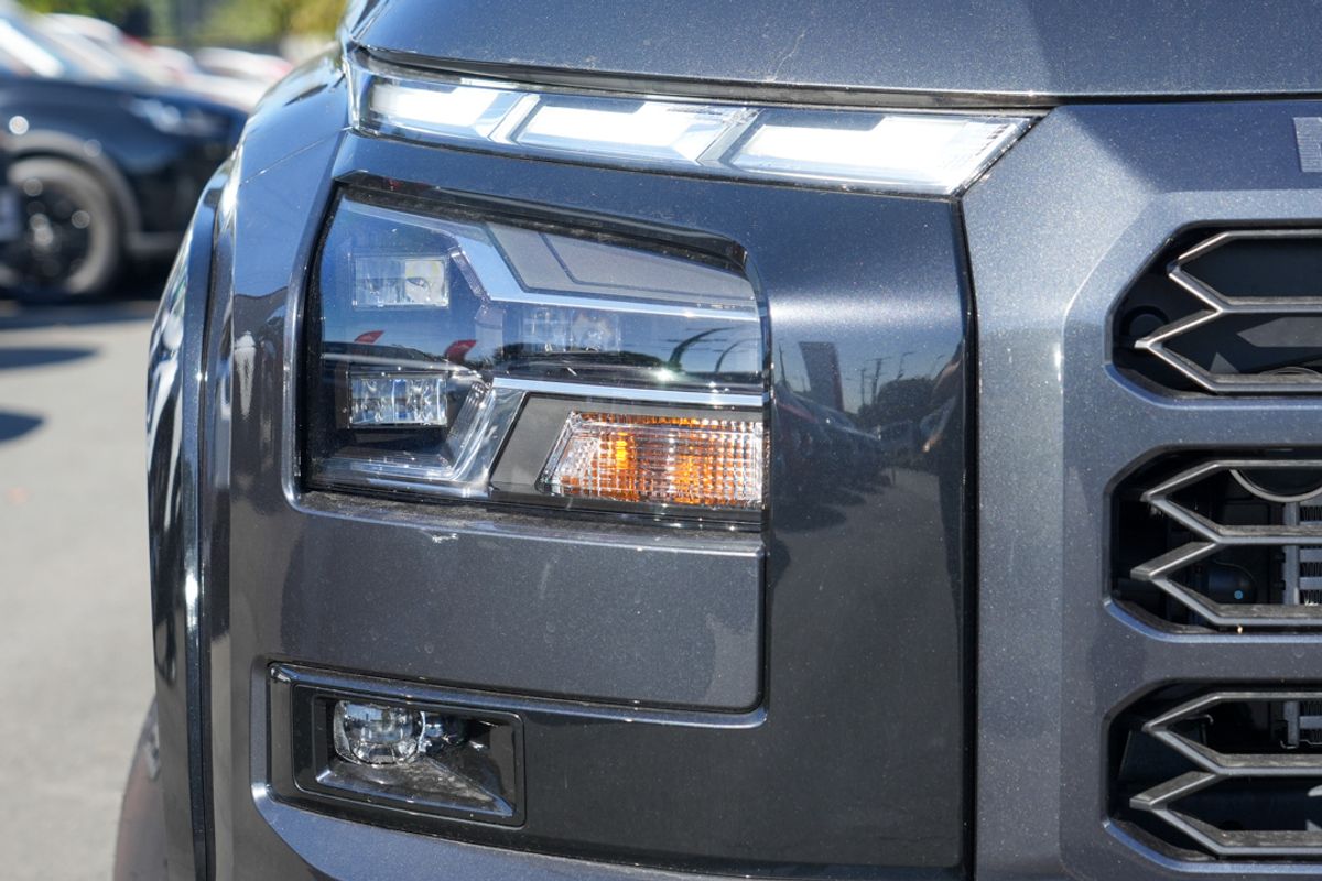 2025 Mitsubishi Triton GSR MV 4X4