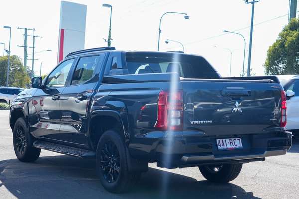2025 Mitsubishi Triton GSR MV 4X4 thumb-5